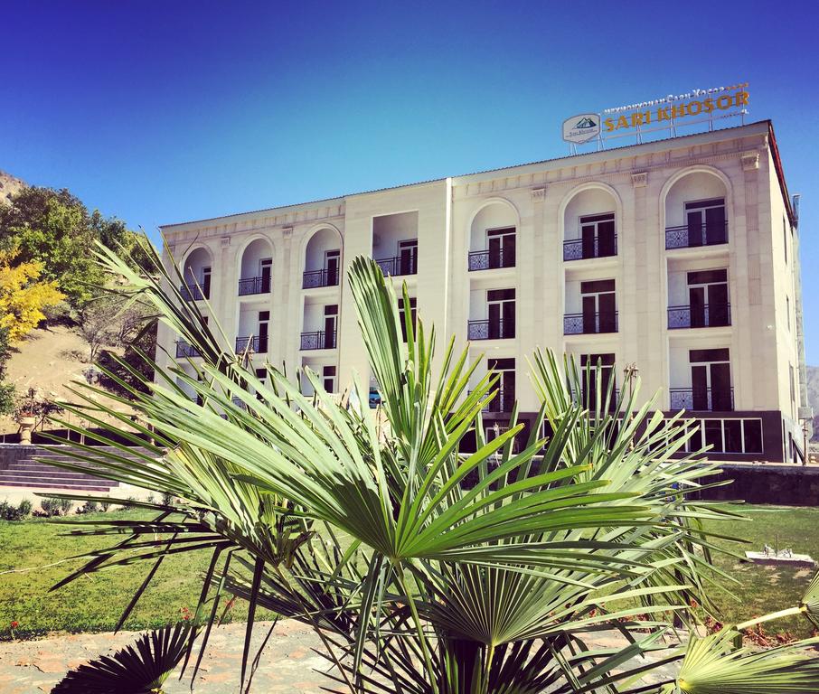 Sari Khosor Resort